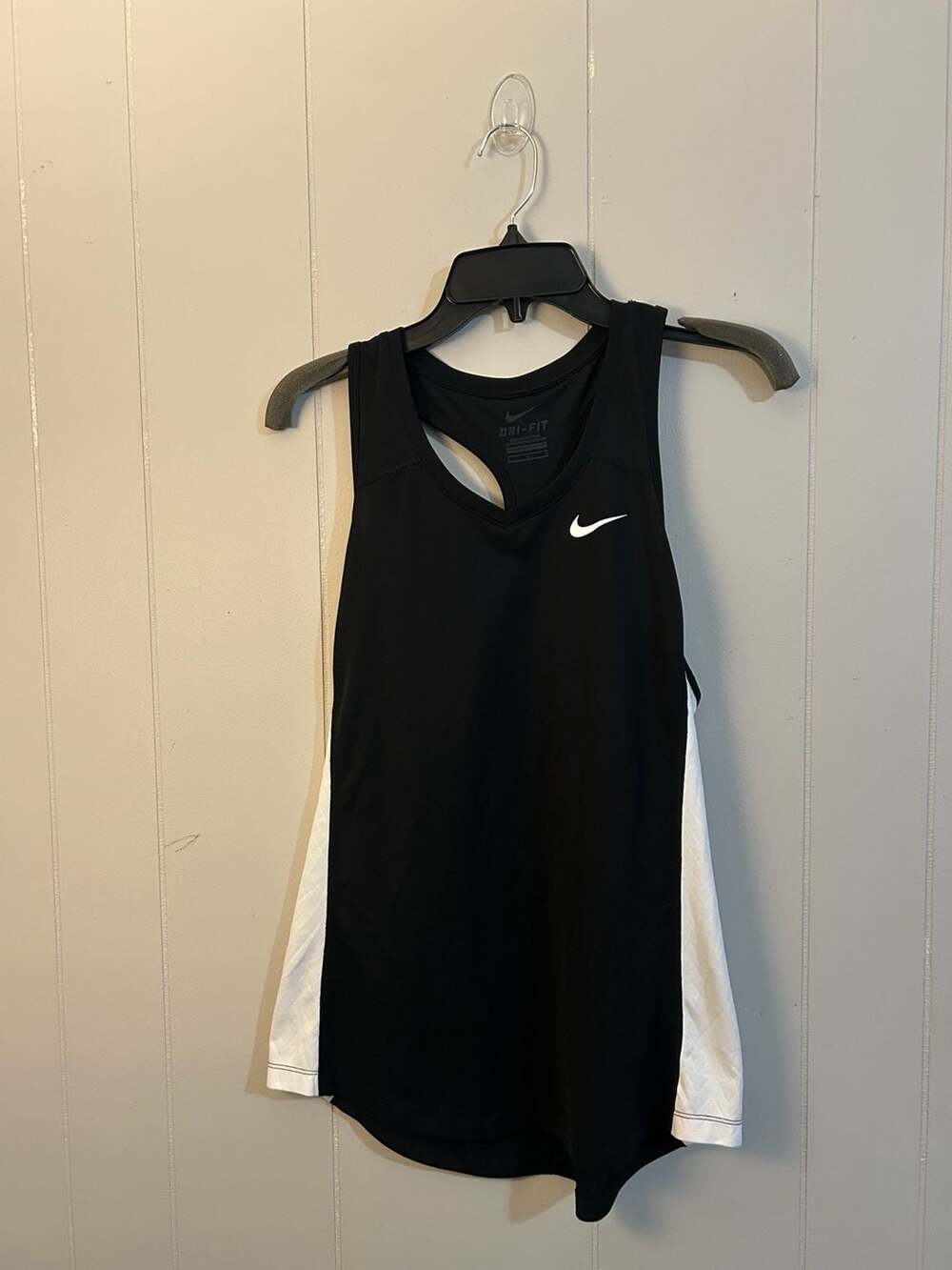 Nike Dri-Fit Women's Black and White Tank Top Size L